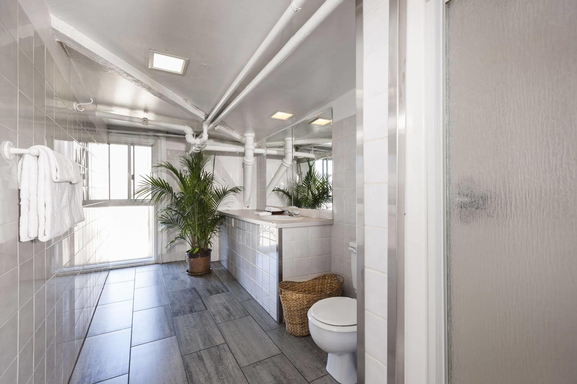 Hotel Abri Du Voyageur 2*